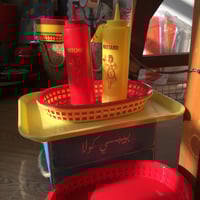 علب ريترو لتقديم ( الكاتشب - ماسترد ) صناعة امريكي...