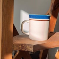 Mug “ كوب ياباني فنتج من الخزف الحجري (Stoneware)...