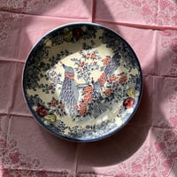 صحن عتيق نمط الطاووس ، صناعة اليابان