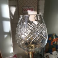 كأس كرستال بقاعدة نحاس ، صناعة هندية قديمة