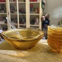 ‏Glass set طقم أمريكي عتيق ماركة انكور هوكنج