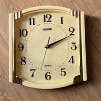 ساعة فنتج صناعة تايوان