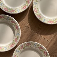 مجموعة من 4 صحون صناعة ايطالية فنتج