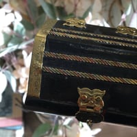 علبة خشبية صغيرة - فنتج