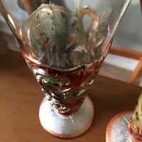 قلاص زجاج بقاعدة بلاستيك اصدار قديم