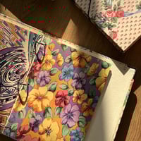 ملف يحتوي على دفاتر مقسّمه