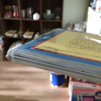 مغلف يحتوي على 12 قصة قصيرة للاطفال