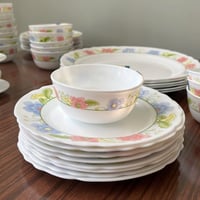 طقم فنتج من هرمونيا - صناعة اسبانية