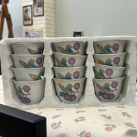 درزن فناجيل عتيقة | ختم صيني احمر