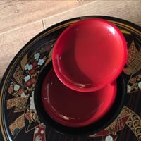 صحن بلاستيك مقسم اصدار قديم مخزن