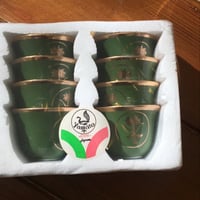 من الفناجيل اليابانية العتيقة و النادرة التي تحمل...