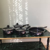 طقم قدور اصدار قديم