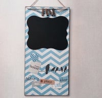 سبورة و لوحة happy house