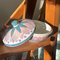 مطبقية - تمرية خزف اصدار عتيق ونادر