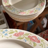 مجموعة من 4 صحون صناعة ايطالية فنتج