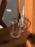 زجاج فرنسي ، نقش ايطالي