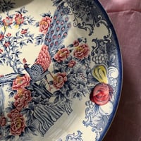 صحن عتيق نمط الطاووس ، صناعة اليابان