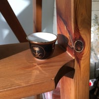 فناجيل يابانية شعار سيفين ونخلة اصدار قديم مخزن