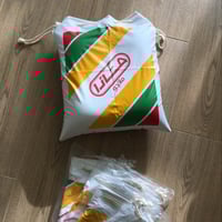 قاعدة المشروبات داخل البحر و المسابح