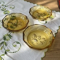 صحن ياباني فنتج ونادر من لون الكهرمان