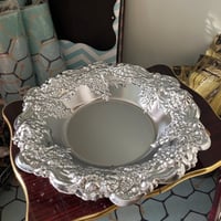 صحن ستانلس ستيل اصدار قديم