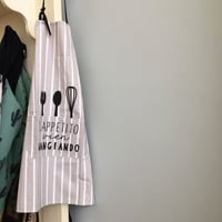 مريلة artistic style