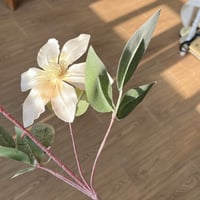 غصن ورد صناعي