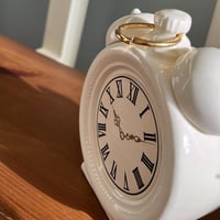 حصالة وتحفة على شكل ساعة | صناعة تايوان اصدار قديم