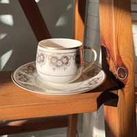 كوب ياباني فنتج من البورسلين الصيني الفاخر