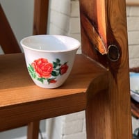 فنجال مورد اصدار قديم | ختم صيني احمر