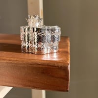 علبة حديد اصدار قديم