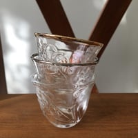 فناجيل زجاجية اصدار قديم