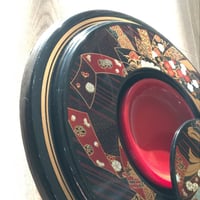 صحن بلاستيك مقسم اصدار قديم مخزن