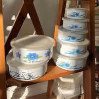 وعاء تخزين معدن فنتج - مع غطاء بلاستيك