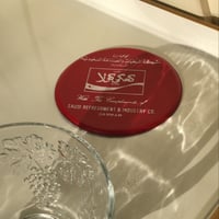 كوستر من اهداءات كعكي كولا اصدار عام 1967 الى نهاي...