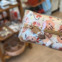 محفظة صغيرة فنتج