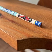 قلم رصاص صناعة يابانية فنتج