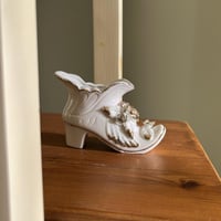 تحفة فنتج على شكل حذاء