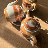 إبريق عتيق ونادر | ختم صيني احمر