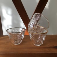 فناجيل زجاجية اصدار قديم