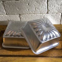 metal cake mold قالب معدني فنتج
