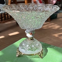 ستاند كرستال ، عتيق و فاخر