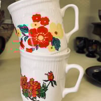 Mug vintage, خزف صناعة الصين