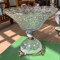 ستاند كرستال ، عتيق و فاخر