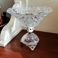 ستاند كرستال ، عتيق و فاخر