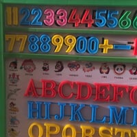 سبورة تعليمية فنتج