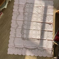 مفرش طاولة ، فنتج