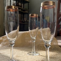 قلاص ايطالي فنتج | بإيطار ذهبي محفور