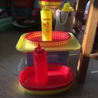 علب ريترو لتقديم ( الكاتشب - ماسترد ) صناعة امريكي...