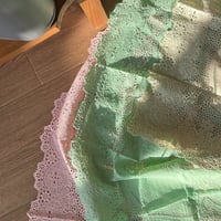 مفرش طاولة ، فنتج